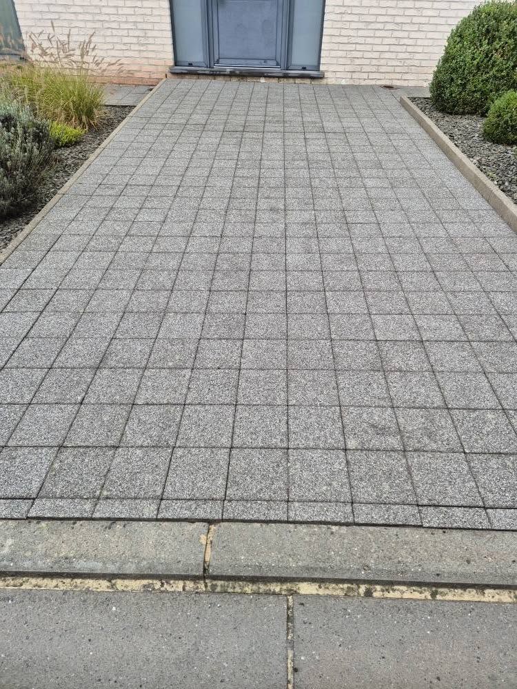 Allée en pavés béton